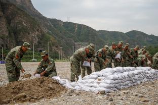 龙塞罗：希望姆巴佩能在发布会上承认犯错，他之前对皇马态度不好